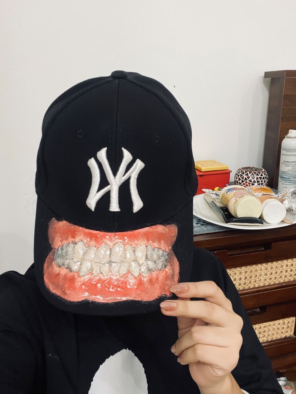 BITE ME cap 1