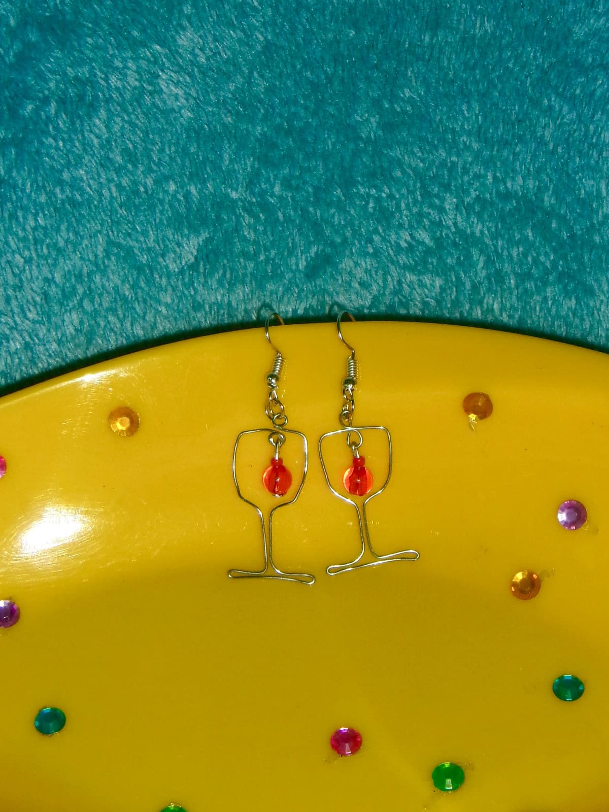 Wine glass earrings 1