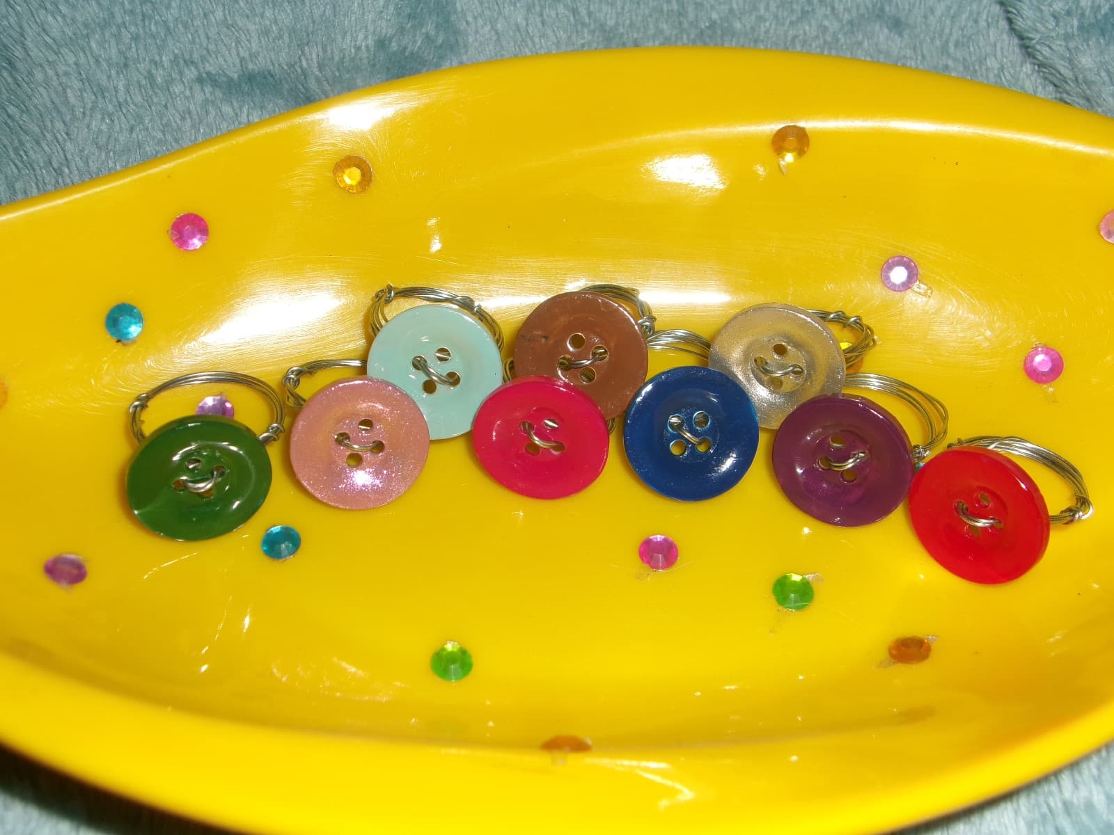 Button ring